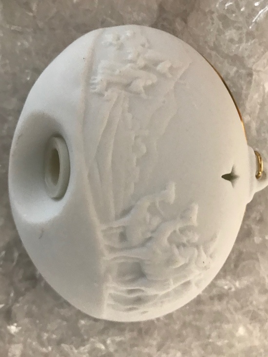 Hallmark Keepsake Ornament Blessed Family with Light Magic Cord 2003 NIB - Picture 7 of 7